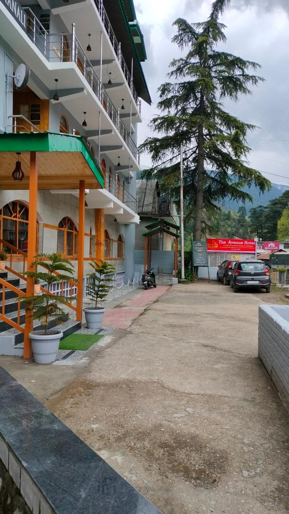 The Avenue Hotel , Manali A River Side Hotel エクステリア 写真